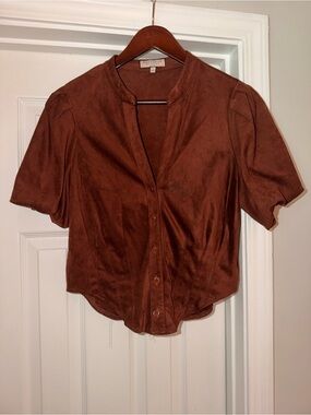 bagatelle Brown Short Sleeve Button-Front Top